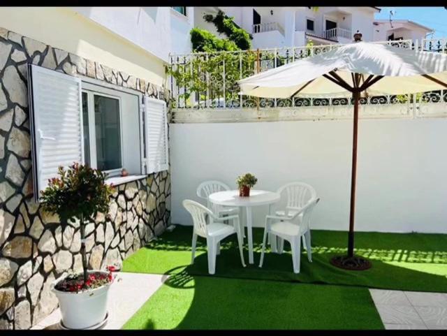 Casinha Da Palmeira Nazaré Exterior photo